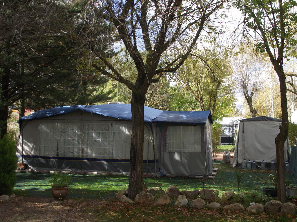 Camping Cubillas Кубильяс-де-Санта-Марта Экстерьер фото