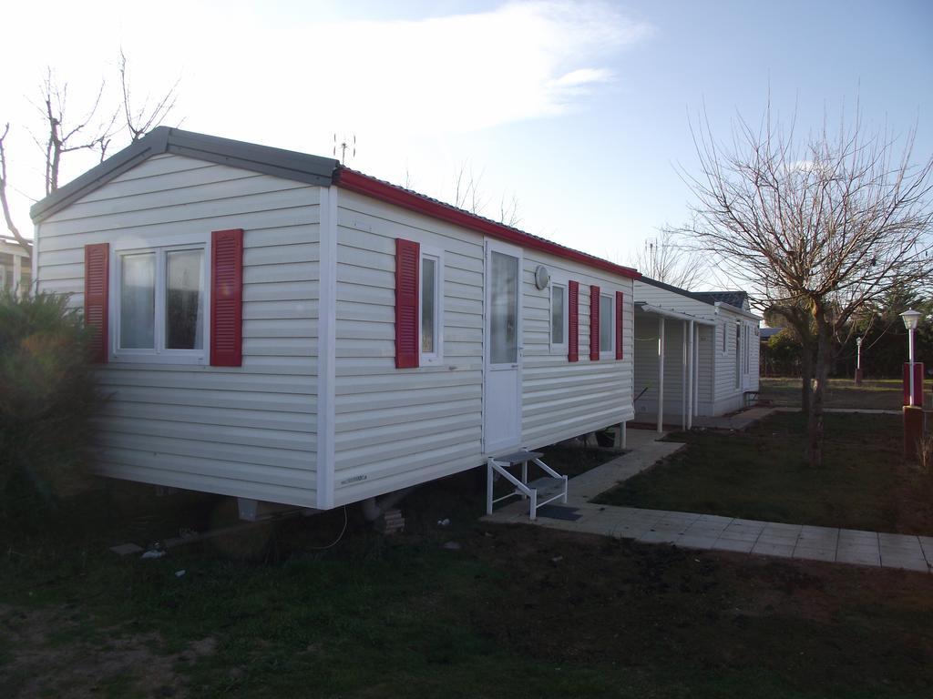 Camping Cubillas Кубильяс-де-Санта-Марта Экстерьер фото